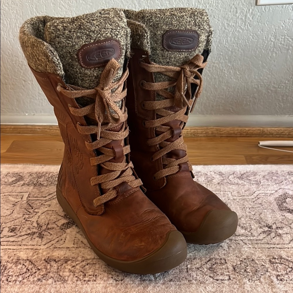 Keen Brown Winter & Rain Boots with Lace-Up Design
